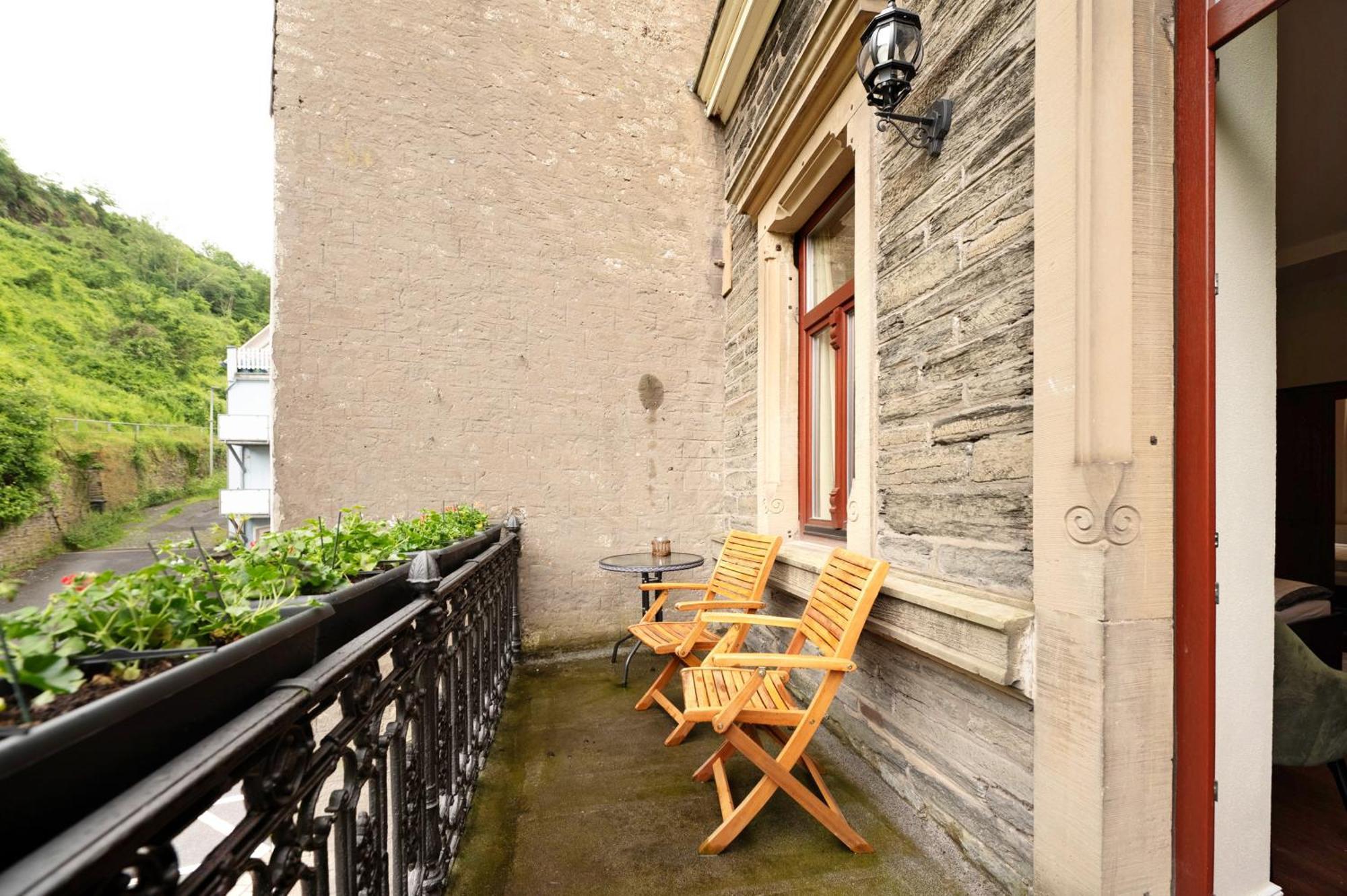 Alte Stadtvilla Am Weinberg 3 トラーベン・トラールバッハ エクステリア 写真